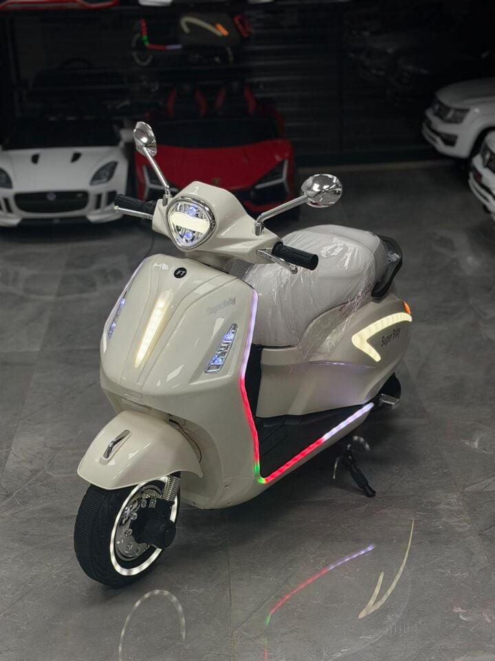 BÜYÜK BOY VESPA